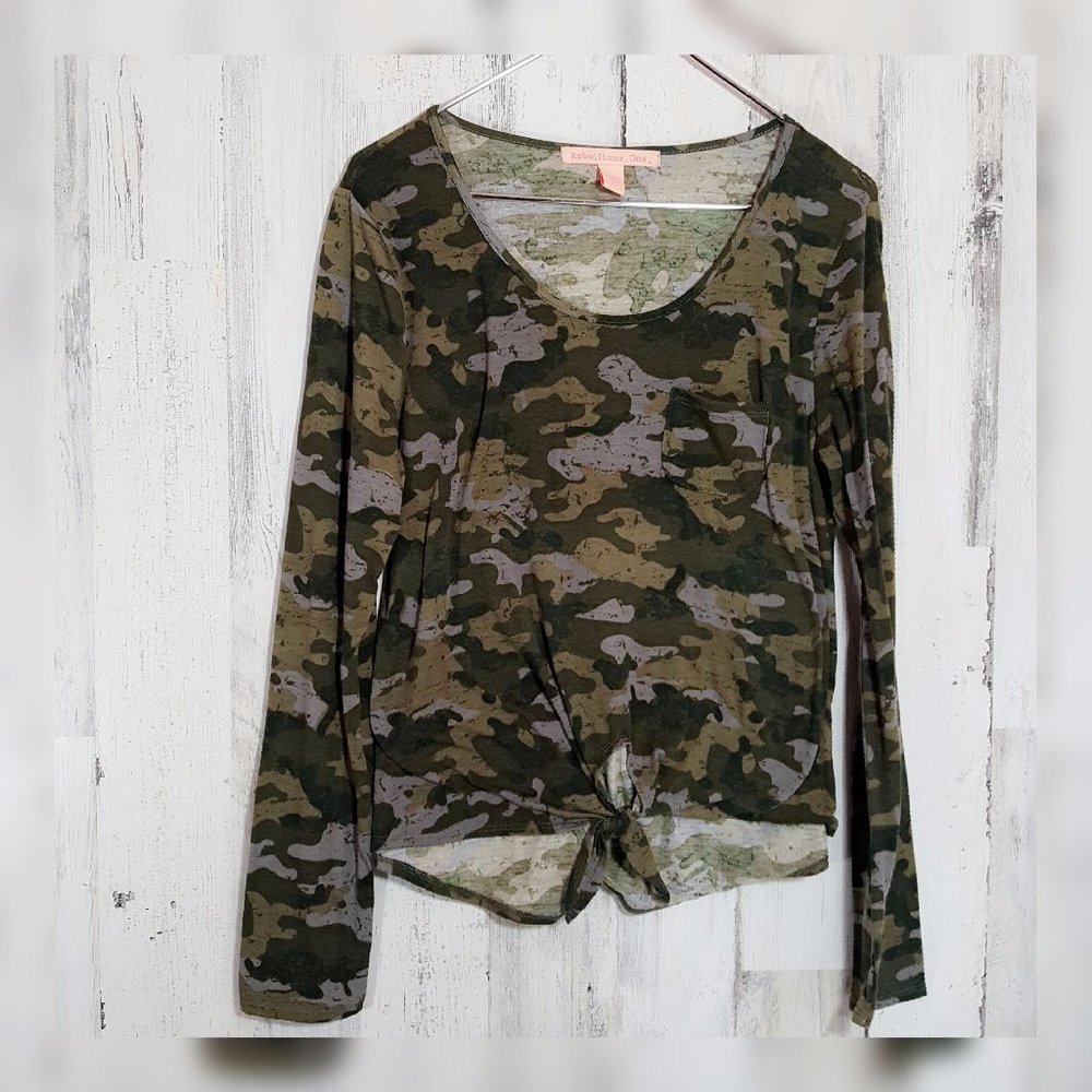 REBELLIOUS ONE camouflage tie-front top